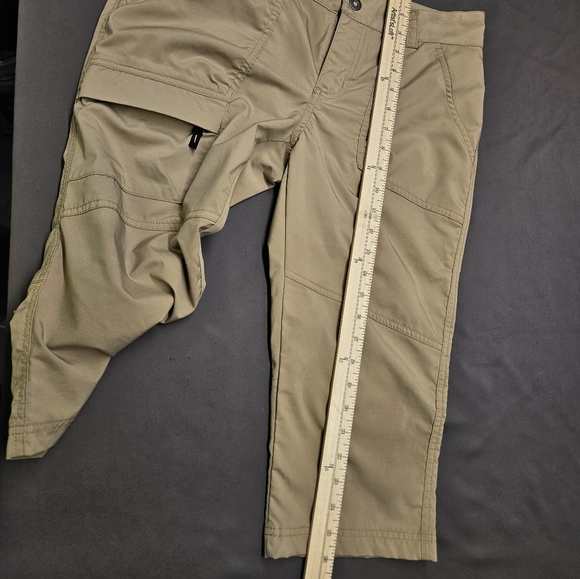 COLUMBIA Women's Beige Shorts Size 6 OMNI SHIELD ADVANCED REPELLENCY 18L - Picture 2 of 9